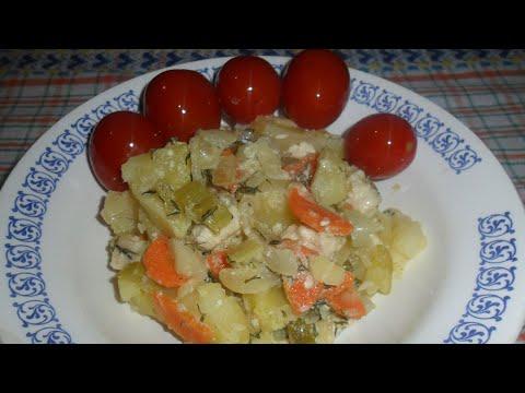 Фирменный картофель. Картофель с куриной грудкой и овощами, приготовленный  в казане.