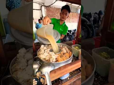 BAKSO INI TUTUPNYA CUMA PAS HARI KIAMAT DOANG