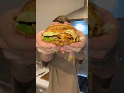 Un Burger au poulet hyper gourmand !! 