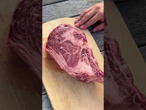 Grilled Tomahawk Steak