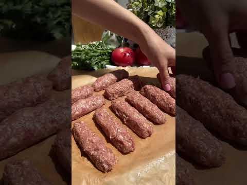 Вкуснейшее блюдо балканской кухни Чевапчичи с овощами 