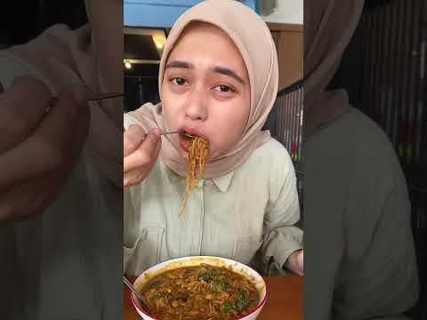 Suka Keduanya!! #kulinerbandung #mukbang #bakso #mieayam