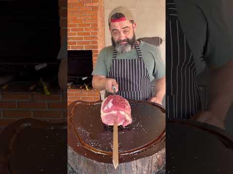 Bife ancho (noix) feito inteiro no espeto