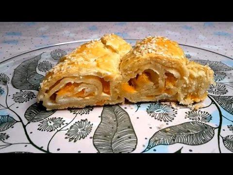 Улитка с творогом и абрикосами