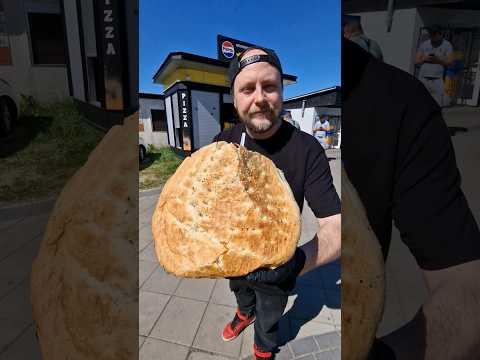 Najdroższy kebab w Polsce w bułce potwór 2 kg