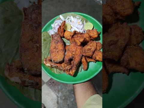 Eating Apollo Fish Pakoda|Nellore Vari Chepala Pulusu |Mr Palli Circle Tirupati #shorts #streetfood