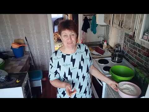 Напекла очень простое печенье , но такое вкусное !! Заодно напекла домашнего хлебушка//