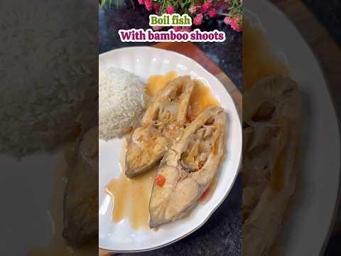 Boil fish with bamboo shoots 