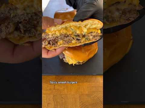 Spicy smash burgers