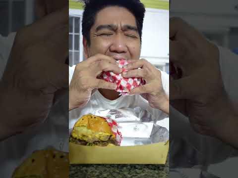 NAGULAT AKO DITO SA HABURGER NA ITO!