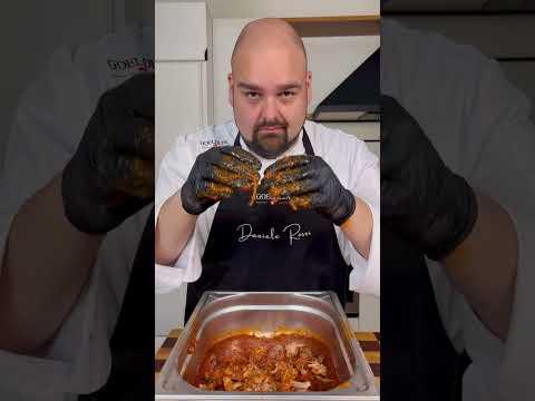 ORECCHIETTE con SUGO di PUNTINE di MAIALE